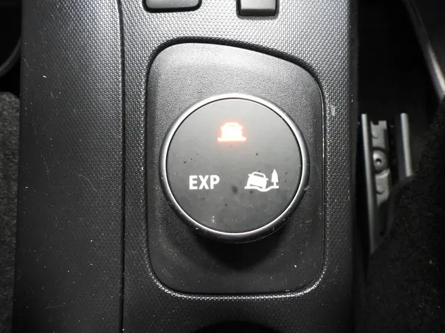 Renault Captur 1.2 TCe Aut. Helly Hansen 2014 Benzine 18