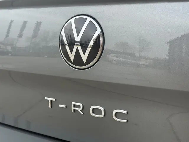 Volkswagen T-Roc 1.5 TSI Style 2021 Benzine 32