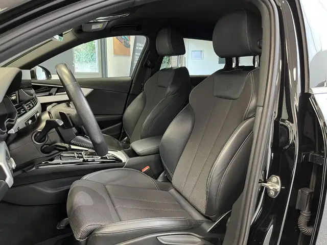 Audi A4 Avant 35 TFSI 3x S-line 2021 Benzine 13