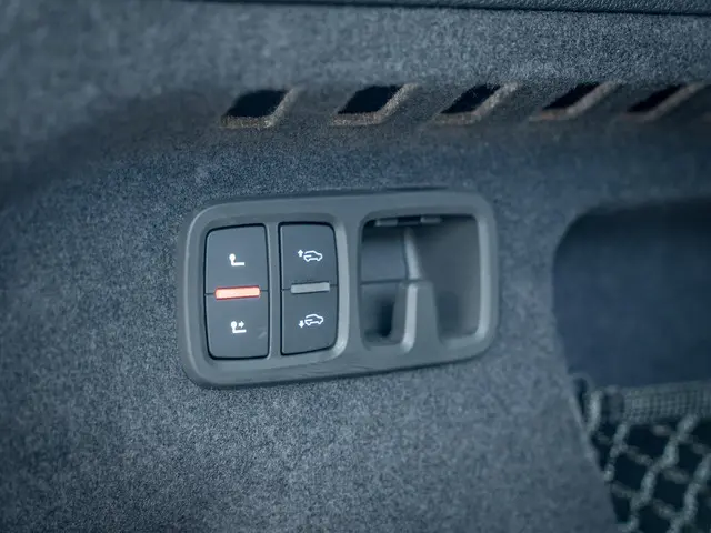 Audi Q8 55 TFSI quattro 2024 Benzine 36