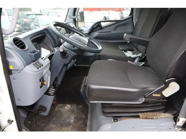 FUSO Canter 3C15 3.0 DI 340 2017 Diesel 9