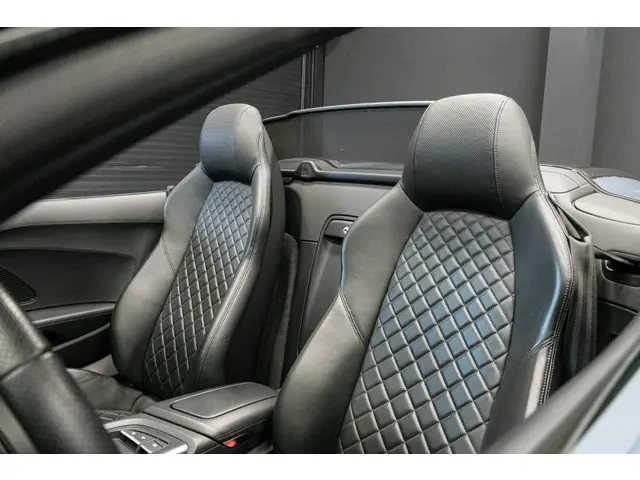 Audi R8 Spyder 5.2 Performance Quattro 2021 Benzine 17