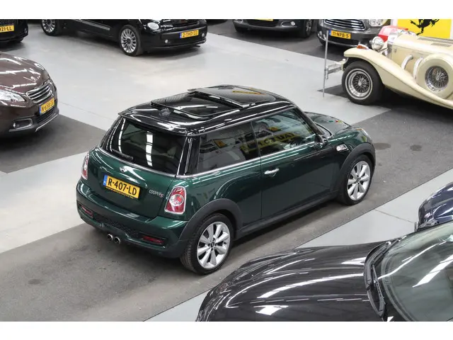 MINI Cooper S Mini 1.6 Chili Automaat 2013 Benzine 37