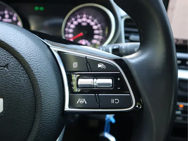 Kia Ceed 1.0 T-GDi 2022 Benzine 19