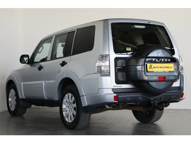 Mitsubishi Pajero 3.2 DI-D Instyle 4WD 2014 Diesel 5