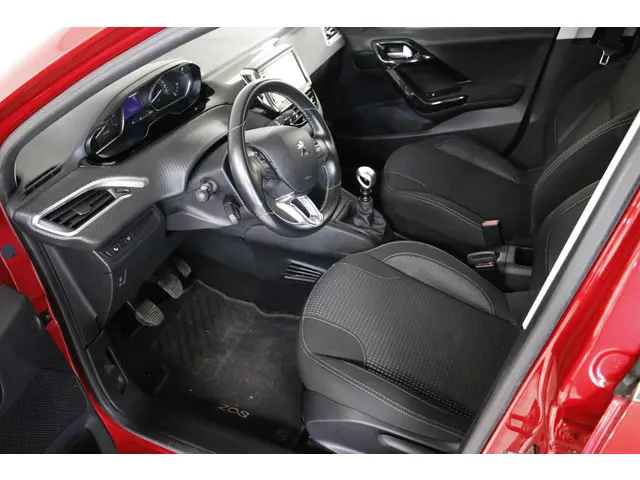 Peugeot 208 1.2 PureTech Tech Edition 110 PK. 2019 Benzine 13