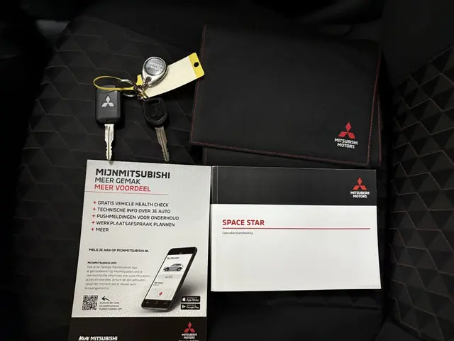 Mitsubishi Space Star 1.0 Cool+ 2020 Benzine 14