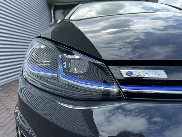 Volkswagen e-Golf e-Golf 2017 Elektrisch 19