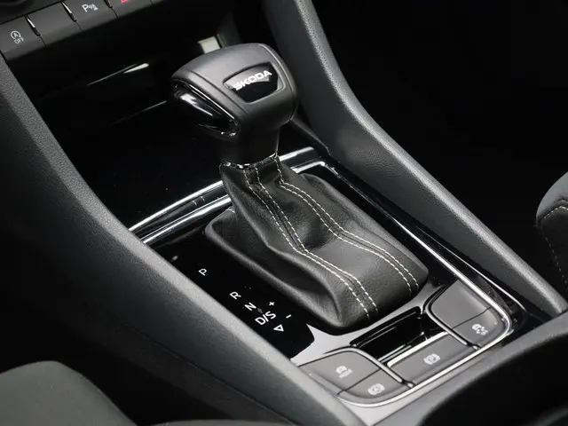 Škoda Karoq 1.5TSI/150PK ACT Sportline DSG 2025 Benzine 40