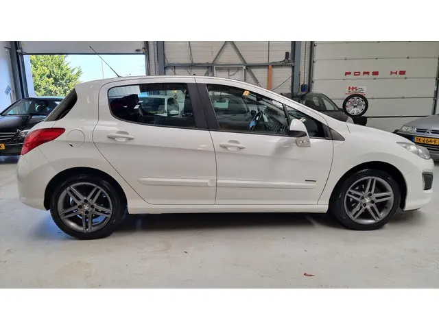 Peugeot 308 1.6 VTi Sportium 2013 Benzine 4