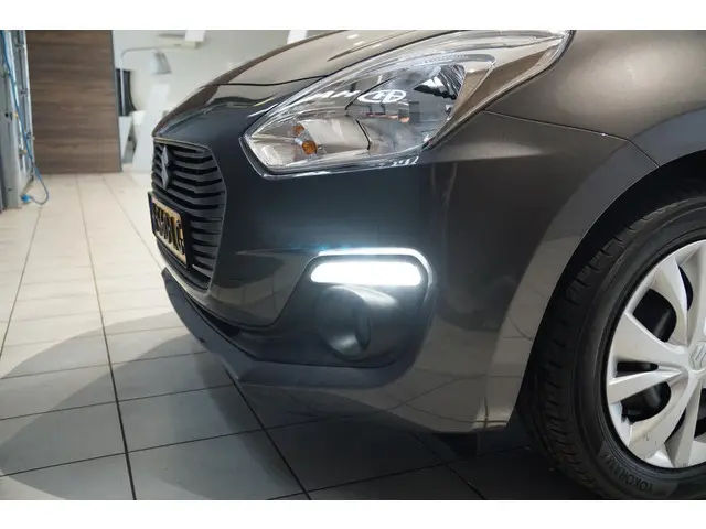 Suzuki Swift 1.2 Comfort Smart Hybrid 2021 Benzine 14