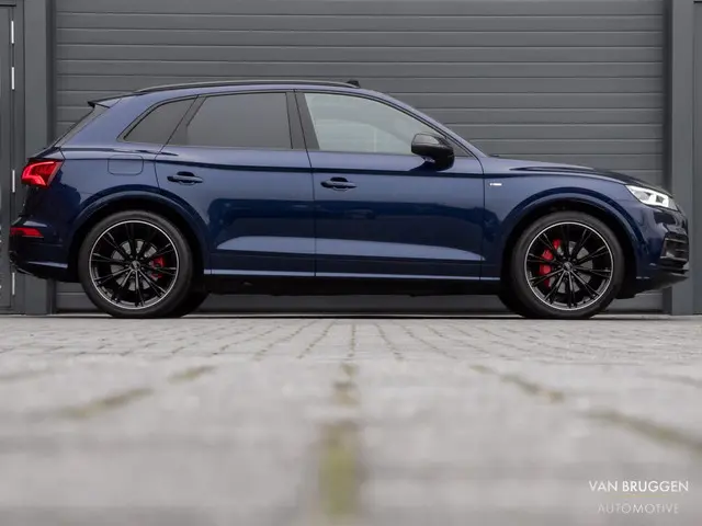 Audi Q5 55 TFSI e quattro S-Line 2020 Hybride Benzine 17