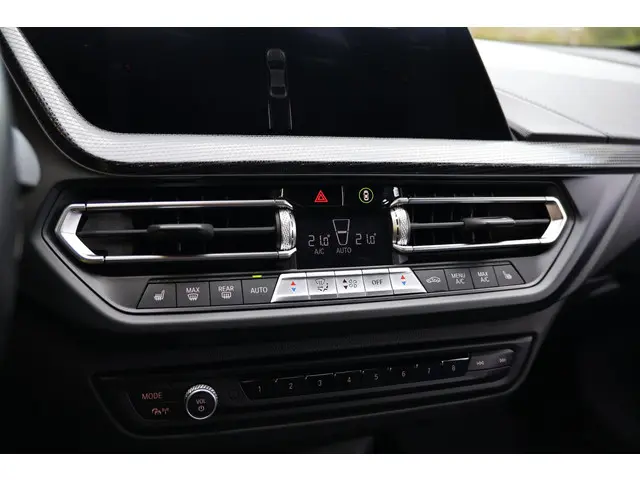 BMW 2 Serie Gran Coupé 218i Gran Coupe 2023 Benzine 36