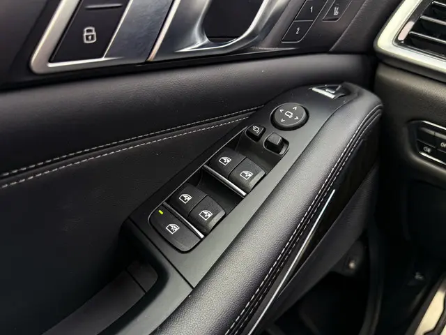 BMW X5 xDrive45e High Executive 2023 Hybride Benzine 29