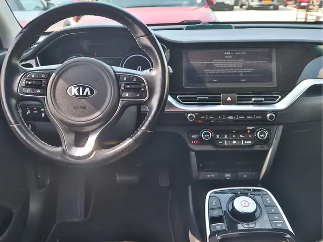 Kia e-Niro ExecutiveLine 64 kWh 2020 Elektrisch 6
