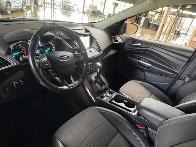 Ford Kuga 1.5 EcoBoost Titanium 2019 Benzine 9