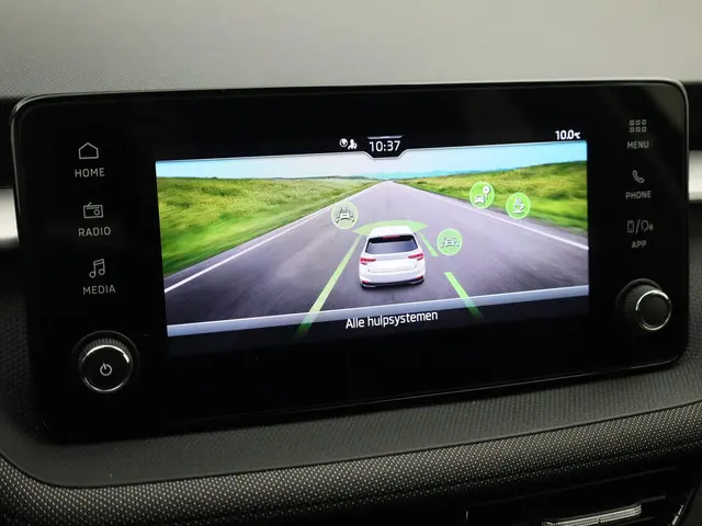 Škoda Fabia 1.0TSI/115PK Selection DSG 2025 Benzine 39