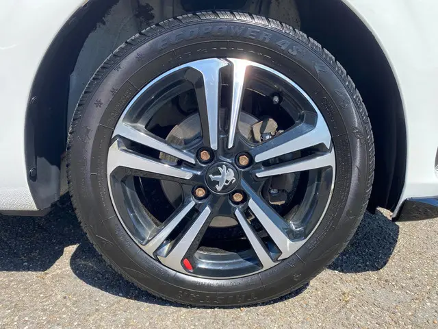 Peugeot 108 1.0 e-VTi GT-Line 2019 Benzine 24