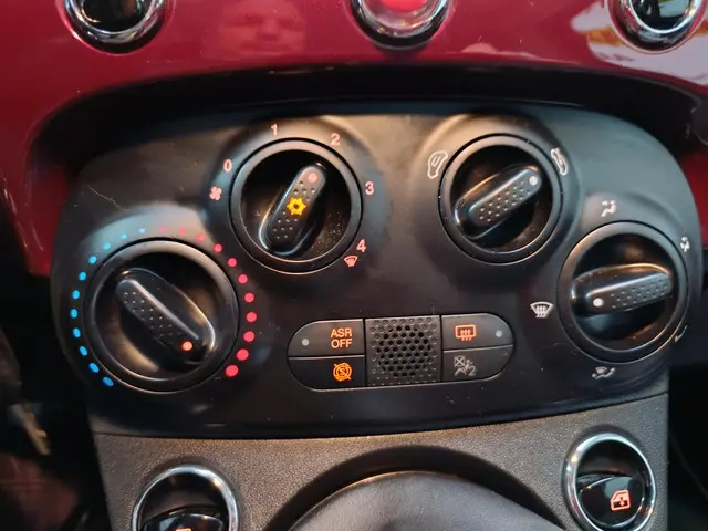 Fiat 500 0.9 TwinAir Turbo Lounge 2018 Benzine 15