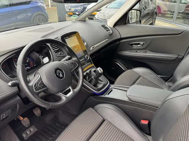 Renault Grand Scénic TCe 140 Bose 2019 Benzine 10
