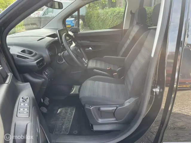 Opel Combo Life 1.2 Turbo L1H1 Edition Navi 2020 Benzine 15
