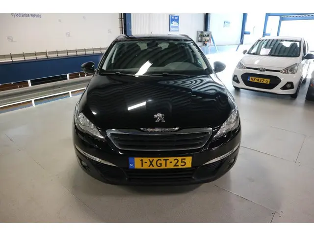 Peugeot 308 SW 1.2 e- PANO + NAV + CAM + TREKHAAK ! ! ! 2014 Benzine 3