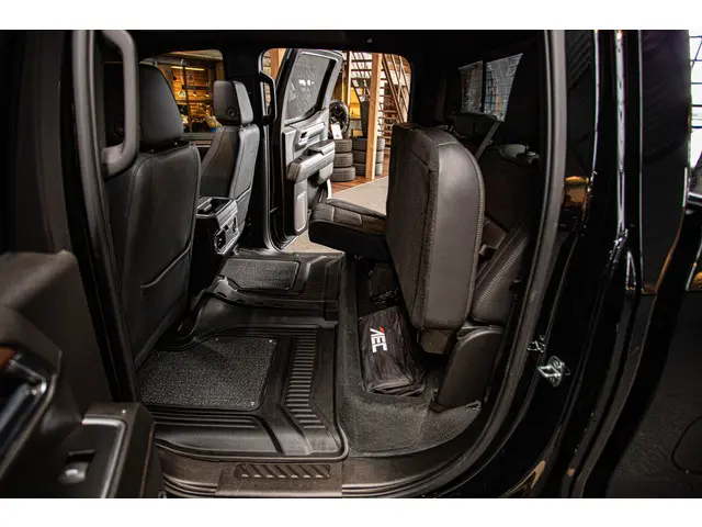 Chevrolet Silverado High Country 6.2 V8 2024 LPG/Gas 32