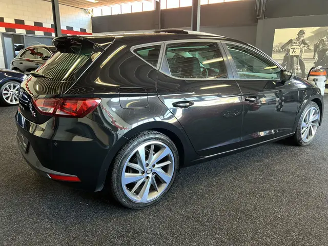 SEAT Leon 1.4 EcoTSI FR Apple CarPlay PANO 2016 Benzine 5