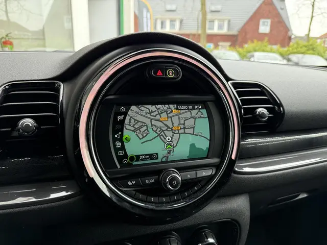 MINI Clubman 1.5 D Business Edition 2018 Diesel 17
