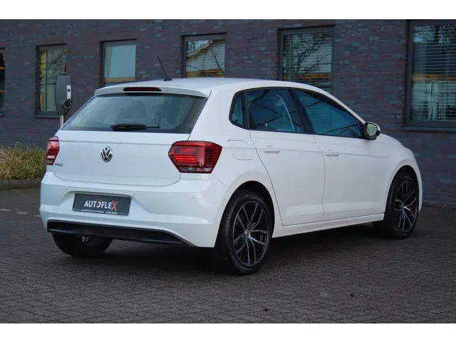 Volkswagen Polo 1.0 TSI Comfortline 2018 Benzine 7