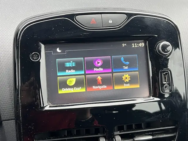 Renault Clio Estate 0.9 TCe Expression 2016 Benzine 25