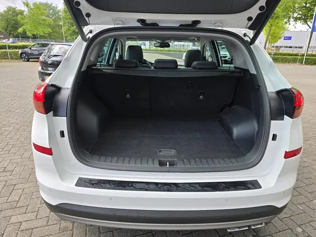 Hyundai Tucson 1.6 T-GDI Premium AUT/trekhaak 2019 Benzine 38