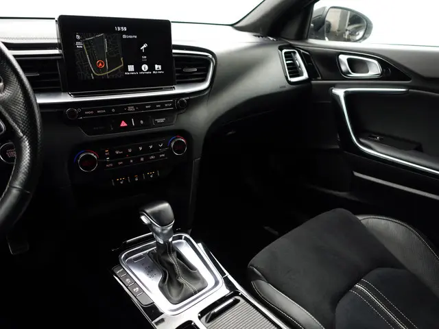 Kia ProCeed 1.4 T-GDI GT-PlusLine Aut- 2019 Benzine 8