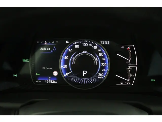 Lexus ES 300h Business Line 2023 Hybride Benzine 6