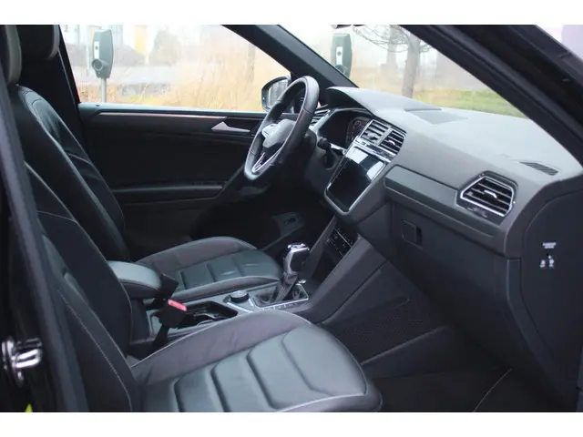 Volkswagen Tiguan 2.0 TSI 4Motion 2022 Benzine 3