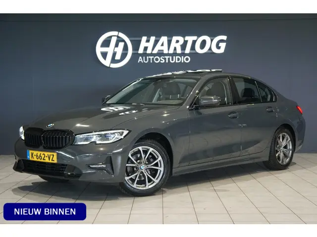 BMW 3 Serie 318i High Executive 2021 Benzine