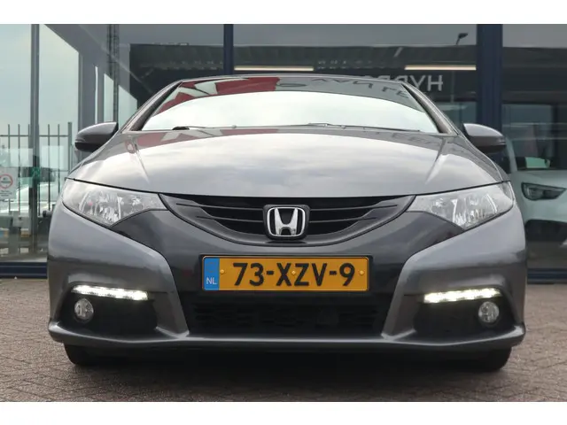 Honda Civic 1.8 Sport 2012 Benzine 11
