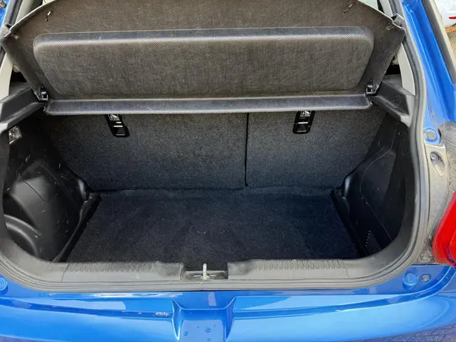 Suzuki Swift 1.0 Stijl 2018 Benzine 8