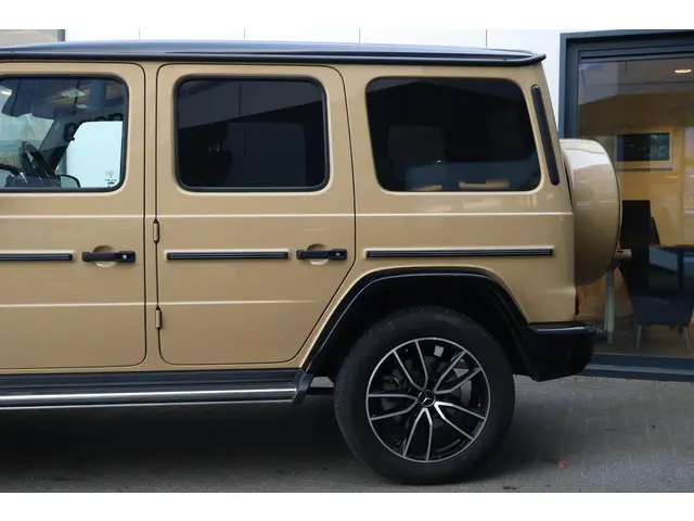 Mercedes-Benz G-Klasse 500 2023 Benzine 7