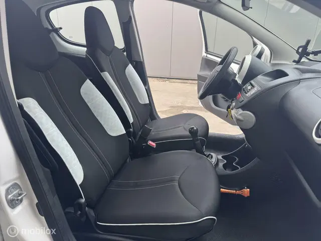 Citroën C1 1.0 Attraction Airco 2013 Benzine 8