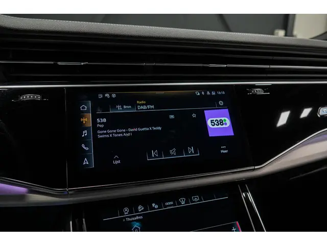 Audi Q8 50 TDI quattro Pro Line S 2023 Diesel 32