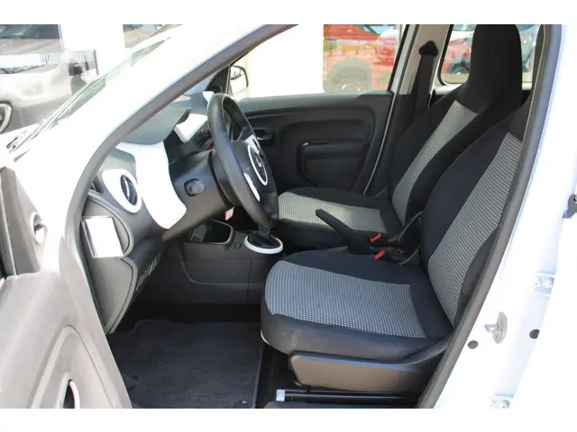 Renault Twingo 1.0 SCe Life 2020 Benzine 6