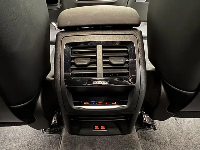 BMW X3 xDrive30e 2022 Hybride Benzine 17