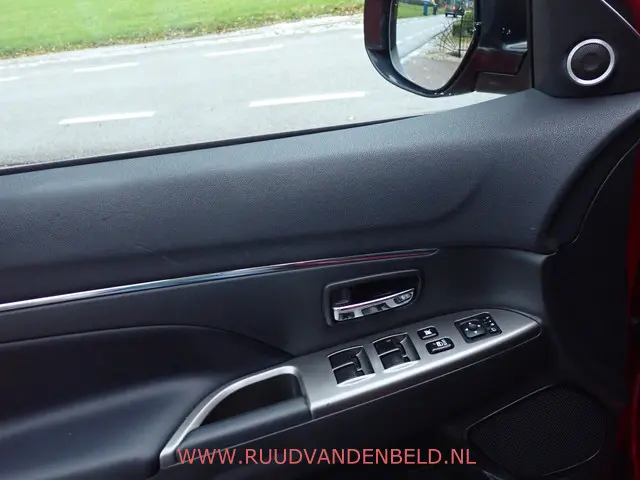 Mitsubishi ASX 2.0 Instyle 2019 Benzine 26