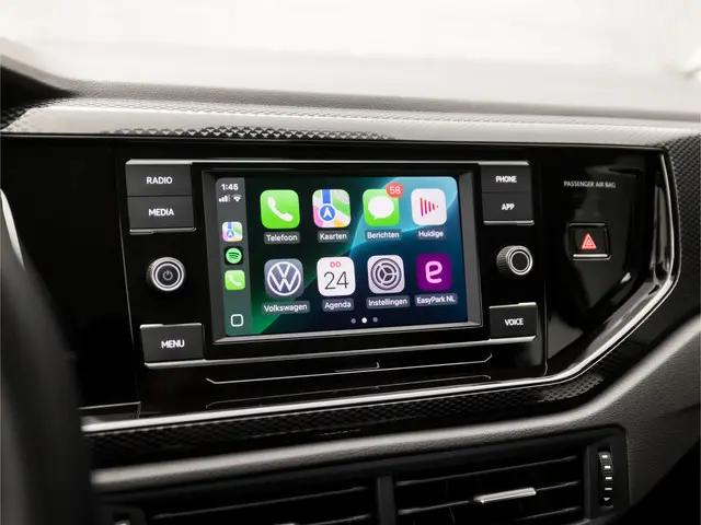 Volkswagen Polo 1.0 Sportline 2023 Benzine 8