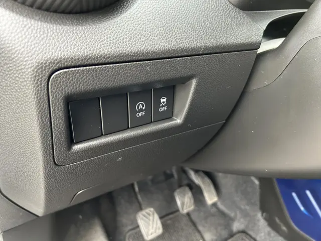 Suzuki Ignis 1.2 Smart Hybrid Comfort 2023 Benzine 13