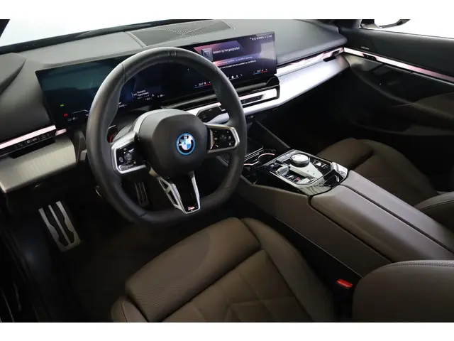 BMW i5 Sedan eDrive40 2024 Elektrisch 7