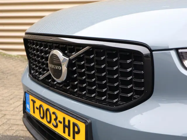 Volvo XC40 B3 Plus Dark 2023 Benzine 9