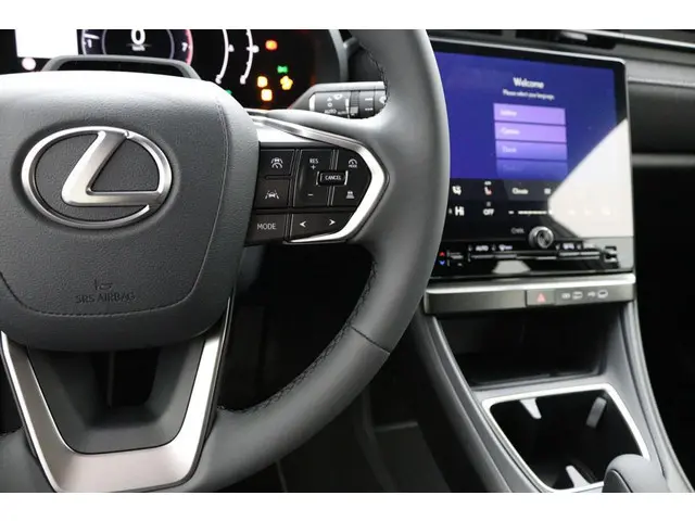 Lexus LBX 2WD 2025 Hybride Benzine 21