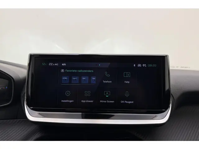 Peugeot 2008 1.2T 130pk Automaat Allure 2024 Benzine 26